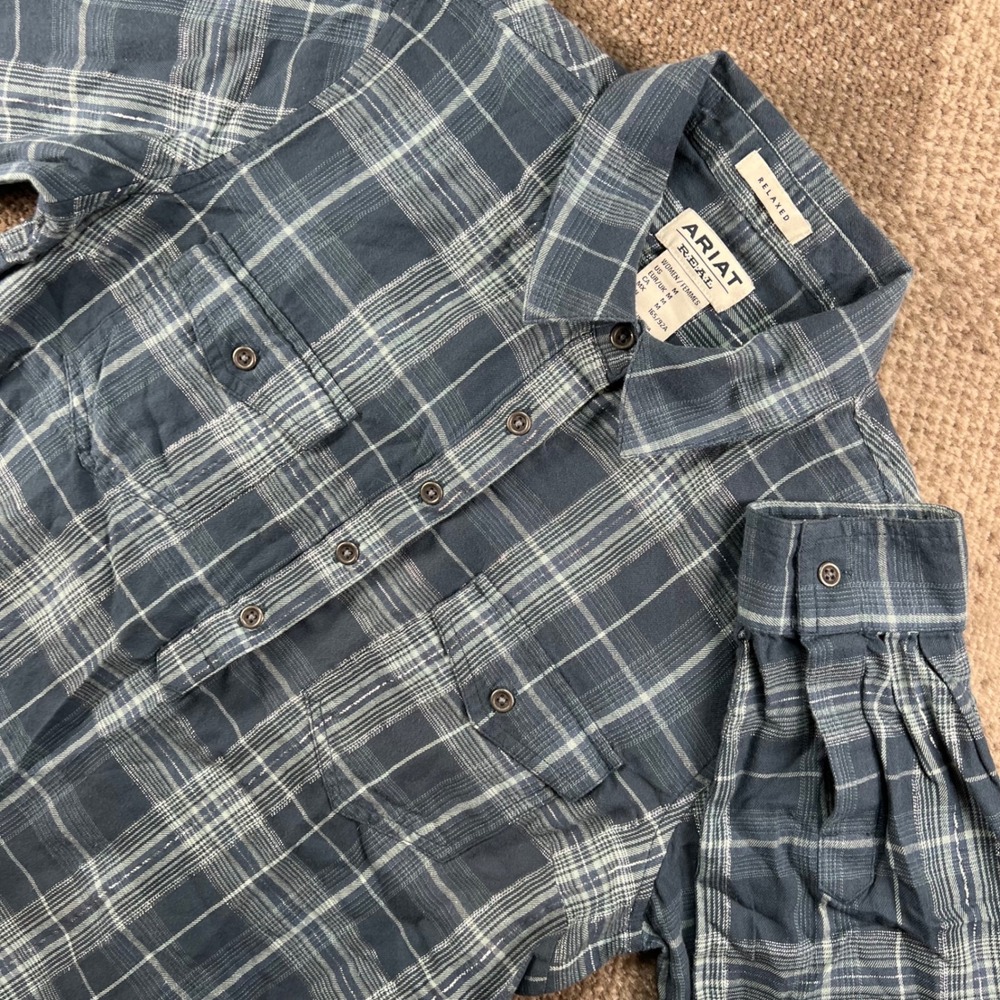 Ariat Real Relaxed Plaid Lurex Pullover Shirt Womens Medium Blue Long Sleeve